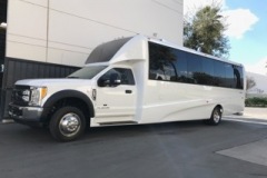 20-25-passenger-party-bus-exterior